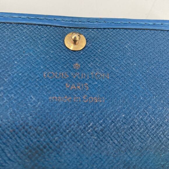 Authentic blue Louis Vuitton keyholder - Picture 6 of 9